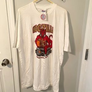 Vintage Arkansas Razorbacks 1998 SEC Basketball Tournament T-Shirt